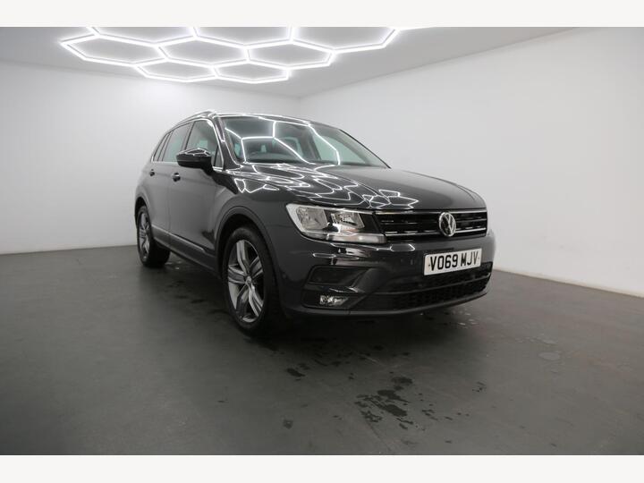 Volkswagen Tiguan 2.0 TDI Match Euro 6 (s/s) 5dr