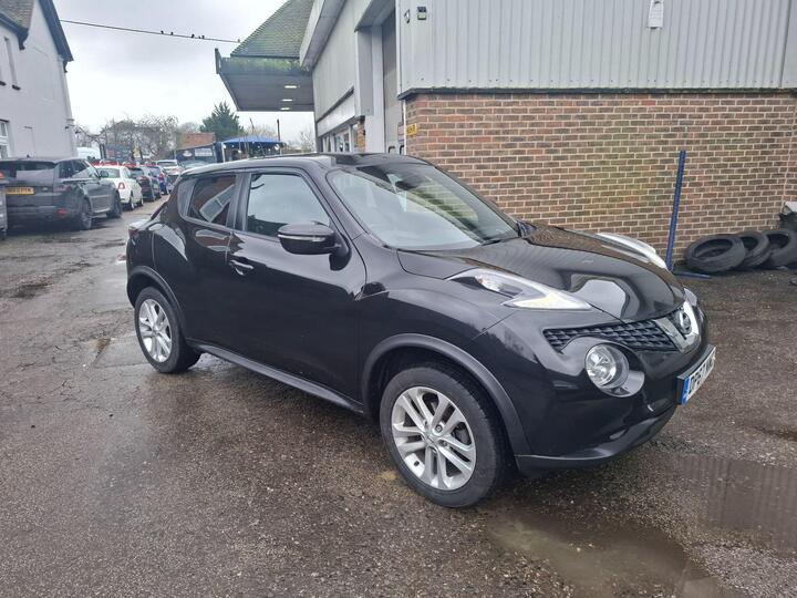 Nissan Juke 1.6 N-Connecta XTRON Euro 6 5dr