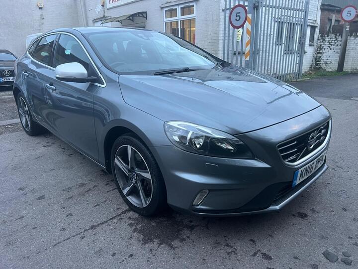 Volvo V40 2.0 D3 R-Design Nav Auto Euro 6 (s/s) 5dr