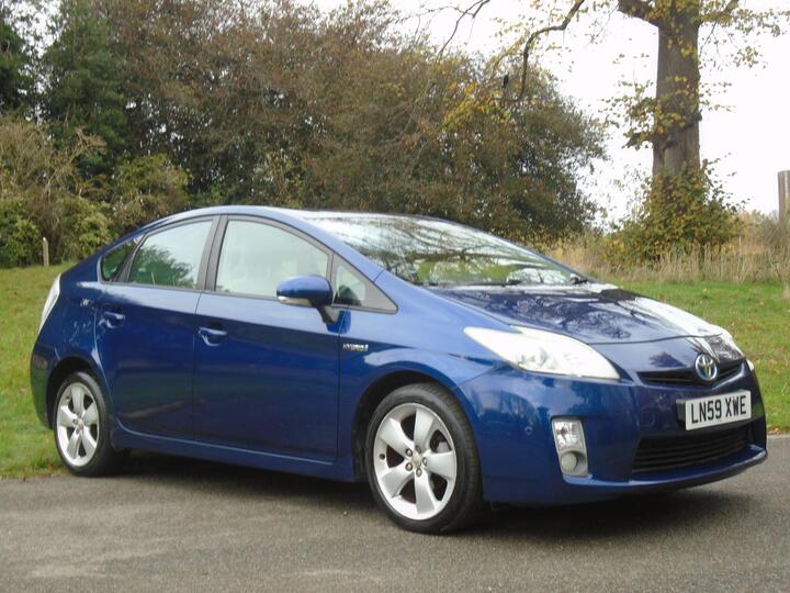 Toyota Prius 1.8 VVT-h T Spirit CVT Euro 5 (s/s) 5dr Toyota Prius 1.8 VVT-h T Spirit CVT Euro 5 (s/s) 5dr
