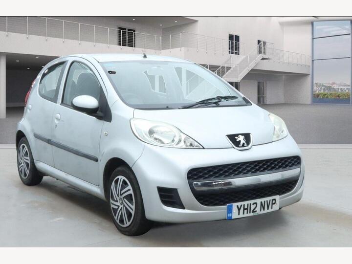 Peugeot 107 1.0 12V Urban Euro 5 5dr