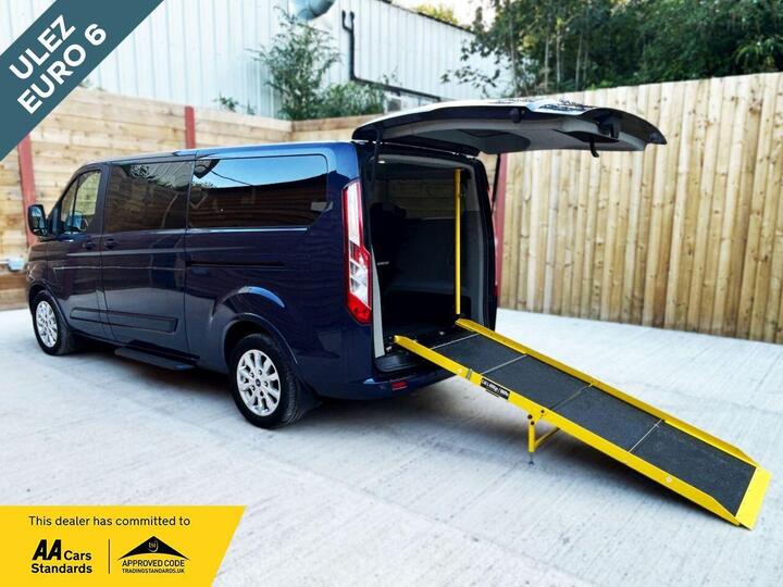 Ford TOURNEO CUSTOM L2 LWB 8 Seat Auto Wheelchair Accessible Disabled Access Vehicle WAV