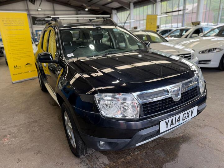 Dacia Duster 1.5 DCi Laureate 4WD Euro 5 5dr Dacia Duster 1.5 DCi Laureate 4WD Euro 5 5dr