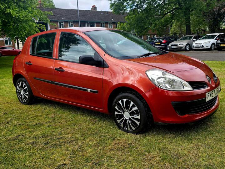 Renault Clio 1.2 16v 75 Authentique 5dr