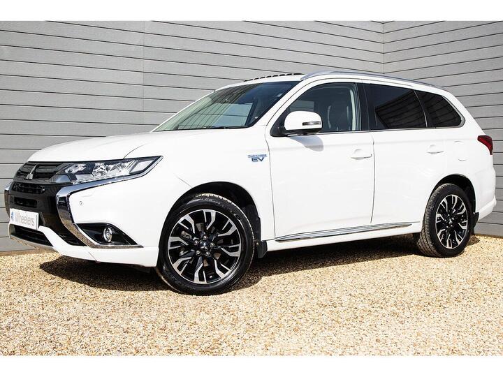 Mitsubishi Outlander 2.0h 12kWh 4hs CVT 4WD Euro 6 (s/s) 5dr