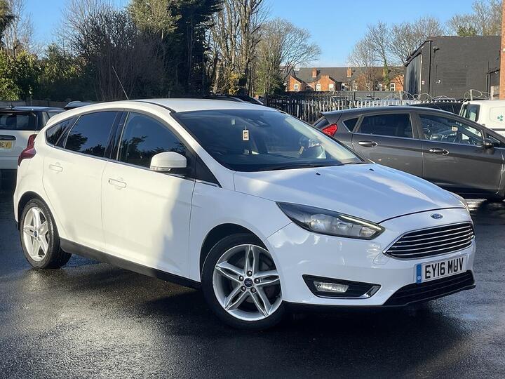 Ford Focus 1.0T EcoBoost Titanium Auto Euro 6 (s/s) 5dr
