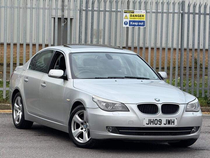 BMW 5 Series 2.0 520d SE Business Edition Steptronic Euro 4 4dr BMW 5 Series 2.0 520d SE Business Edition Steptronic Euro 4 4dr