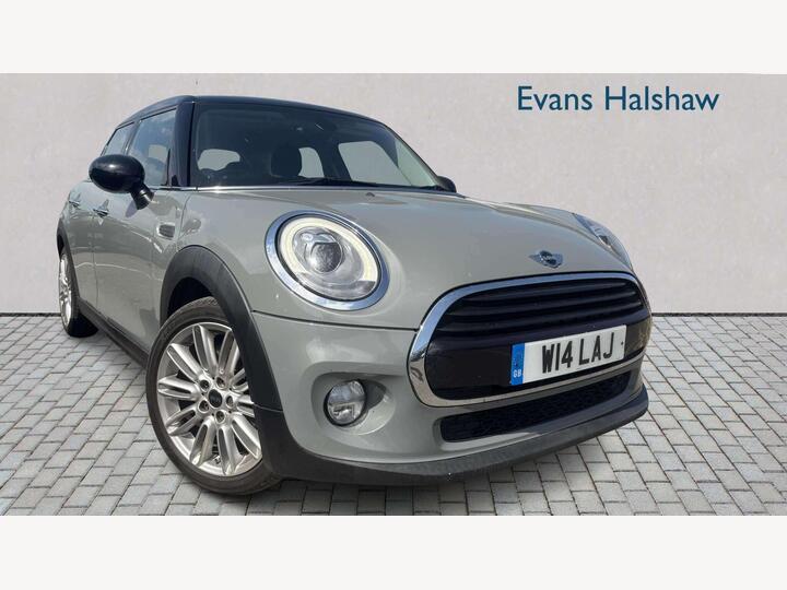 MINI HATCHBACK 1.5 Cooper 5dr [Chili Pack]