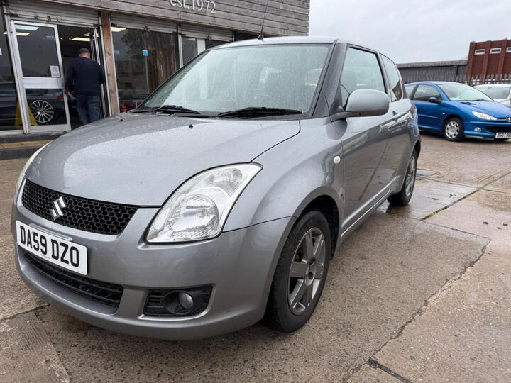 Suzuki Swift 1.3 GL 3dr Suzuki Swift 1.3 GL 3dr
