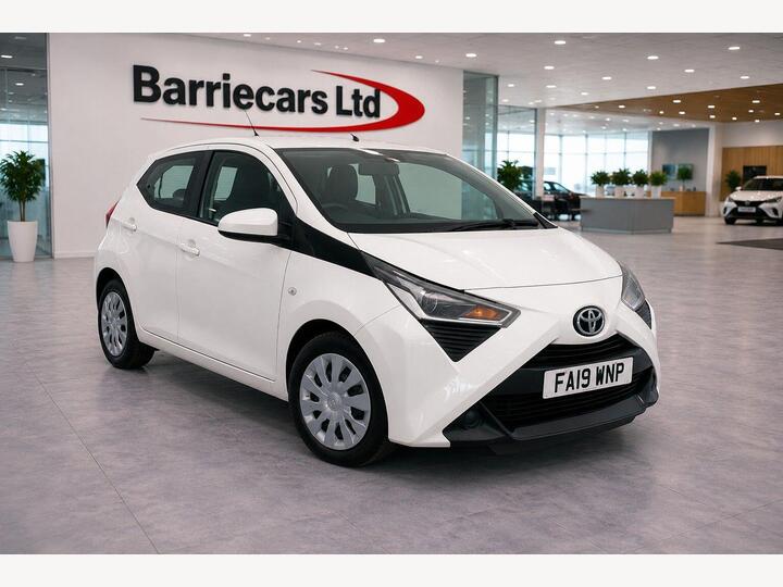 Toyota AYGO 1.0 VVT-i X-play Euro 6 5dr