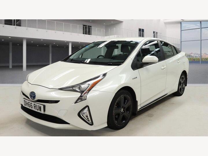 Toyota Prius 1.8 VVT-h Business Edition Plus CVT Euro 6 (s/s) 5dr (15in Alloy) Toyota Prius 1.8 VVT-h Business Edition Plus CVT Euro 6 (s/s) 5dr (15in Alloy)