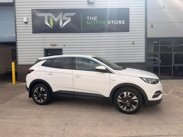 Vauxhall GRANDLAND X 1.2 Turbo Sport Nav Euro 6 (s/s) 5dr