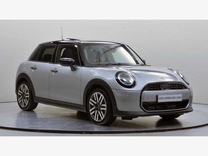 MINI Hatch 1.5C Classic Steptronic Euro 6 (s/s) 5dr