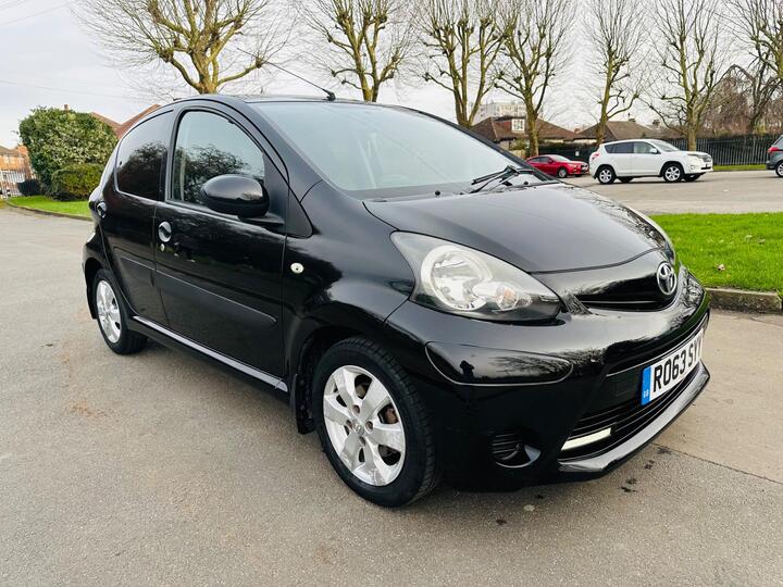 Toyota AYGO 1.0 VVT-i Move MultiMode Euro 5 5dr