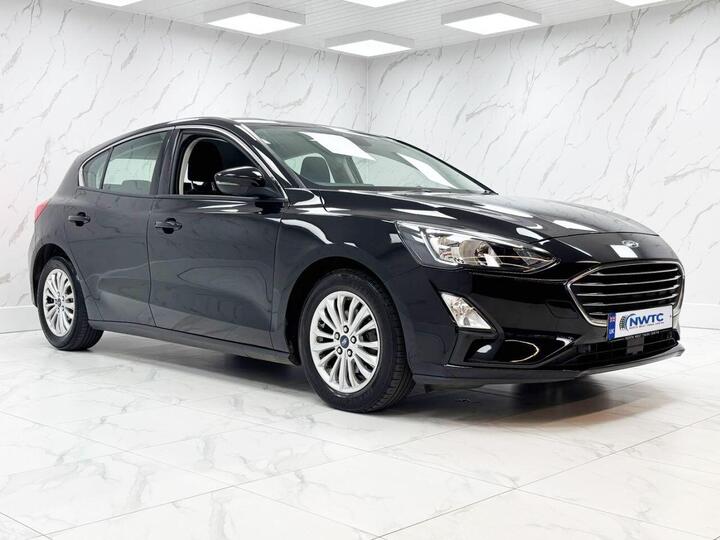 Ford FOCUS 1.0T EcoBoost Titanium Euro 6 (s/s) 5dr