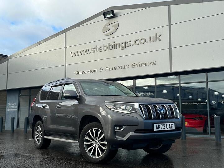 Toyota Land Cruiser 2.8D Invincible Auto 4WD Euro 6 (s/s) 5dr (7 Seat)