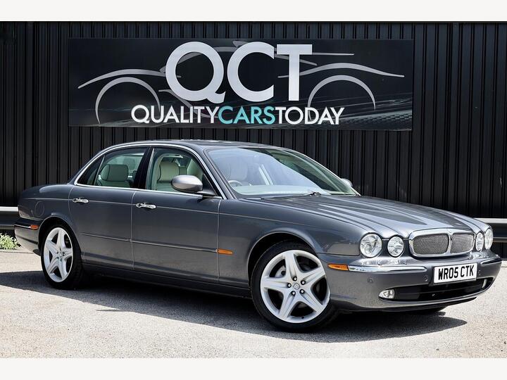 Jaguar XJ8 4.2 V8 Sovereign 4.2 XJ8 Sovereign 4dr