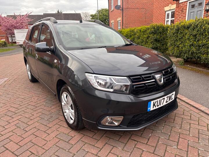 Dacia Logan MCV 0.9 TCe Laureate Euro 6 (s/s) 5dr Dacia Logan MCV 0.9 TCe Laureate Euro 6 (s/s) 5dr