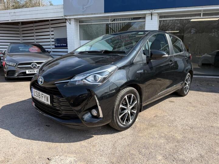 Toyota Yaris 1.5 VVT-h Icon Tech E-CVT Euro 6 (s/s) 5dr