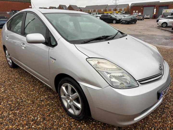 Toyota Prius 1.5 T Spirit CVT 5dr