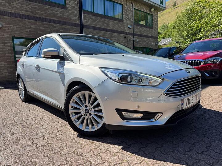 Ford Focus 1.0T EcoBoost Titanium X Euro 6 (s/s) 5dr