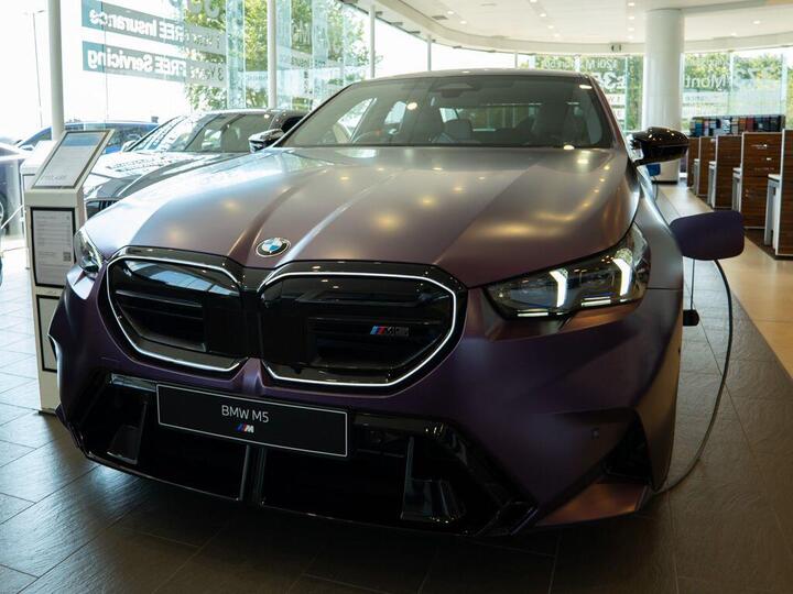BMW M5 4.4 22.1kWh Steptronic XDrive Euro 6 (s/s) 4dr
