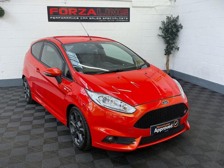 Ford FIESTA 1.6T EcoBoost ST-3 Euro 6 3dr Ford FIESTA 1.6T EcoBoost ST-3 Euro 6 3dr