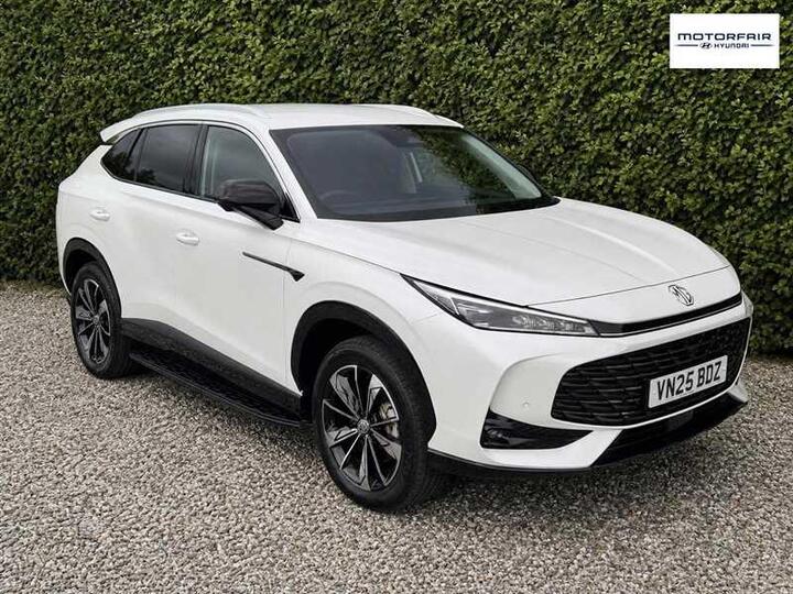 MG MG HS 1.5 T-GDI 24.7kWh Trophy Auto Euro 6 (s/s) 5dr