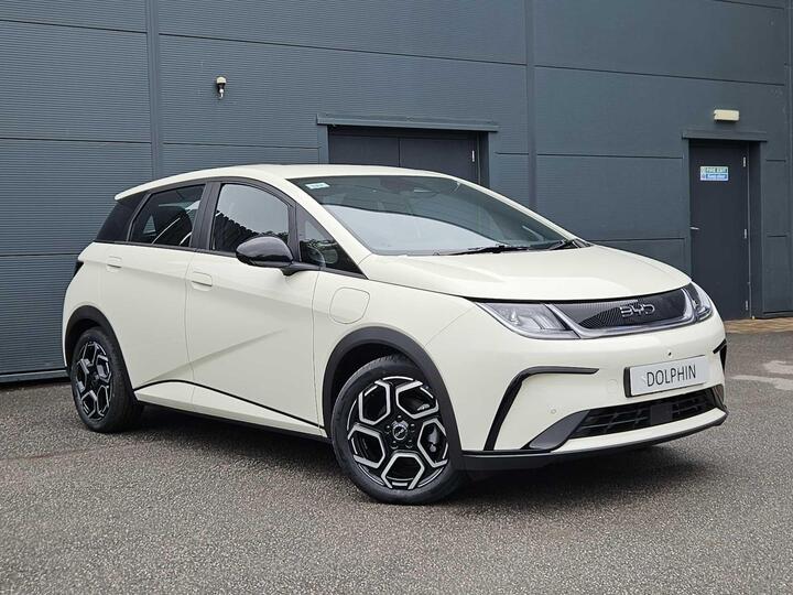 BYD Dolphin 60.48kWh Comfort Auto 5dr