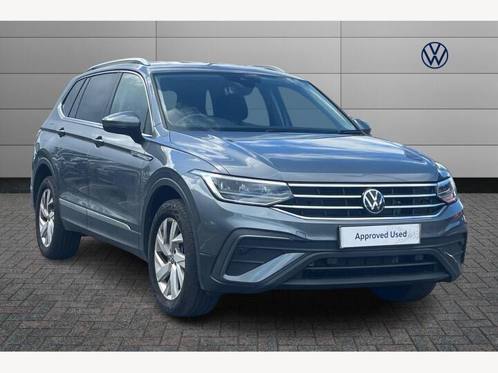 Volkswagen Tiguan Allspace 1.5 TSI Life DSG Euro 6 (s/s) 5dr Volkswagen Tiguan Allspace 1.5 TSI Life DSG Euro 6 (s/s) 5dr