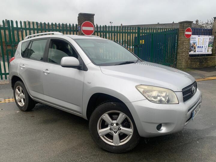 Toyota RAV4 2.0 XT3 4WD 5dr