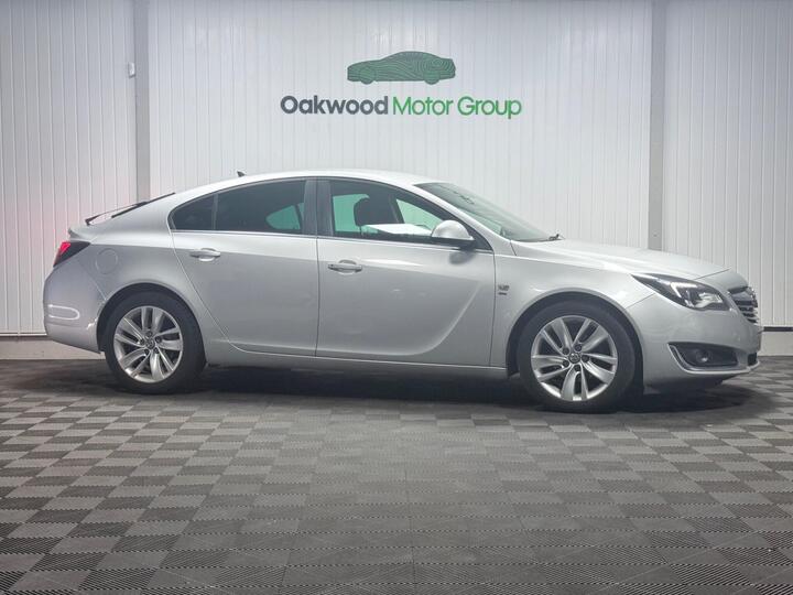 Vauxhall Insignia 2.0 CDTi EcoFLEX SRi Nav Euro 5 (s/s) 5dr