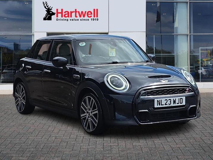 MINI Hatch 2.0 Cooper S Exclusive Steptronic Euro 6 (s/s) 5dr