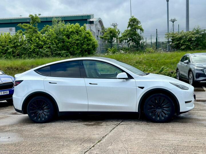 Tesla Model Y (Dual Motor) Long Range Auto 4WDE 5dr