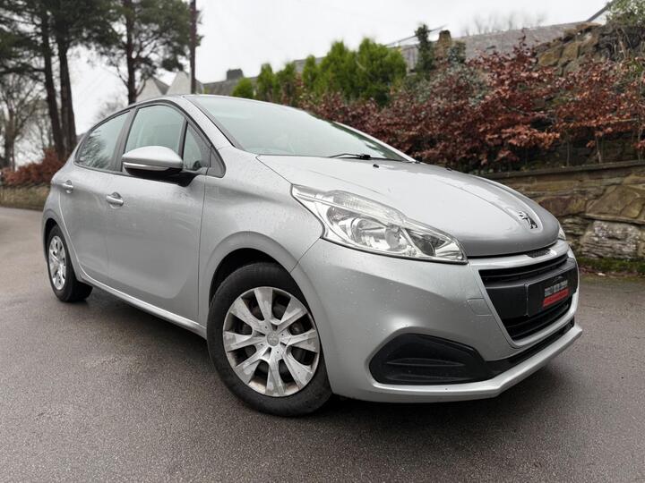 Peugeot 208 1.6 BlueHDi Allure Euro 6 5dr