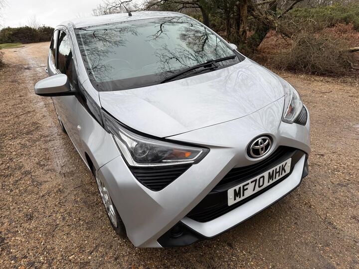 Toyota AYGO 1.0 VVT-i X-play Euro 6 5dr