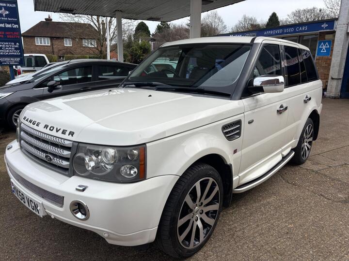 Land Rover Range Rover Sport 2.7 TD V6 HSE Station Wagon 5dr Land Rover Range Rover Sport 2.7 TD V6 HSE Station Wagon 5dr
