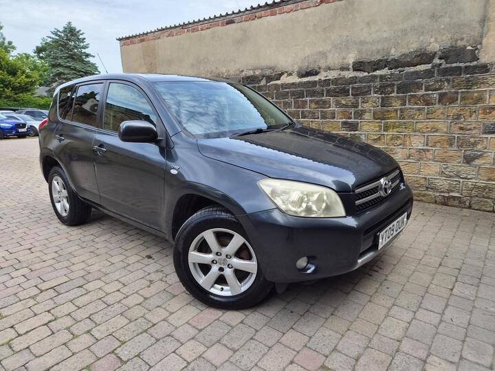 Toyota RAV4 2.2 D-4D XT-R 4WD 5dr