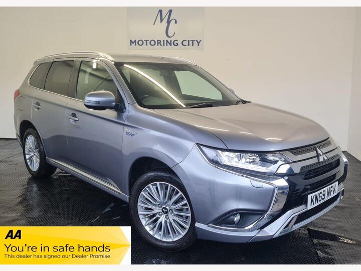 Mitsubishi Outlander 2.4h TwinMotor 13.8kWh Dynamic CVT 4WD Euro 6 (s/s) 5dr Mitsubishi Outlander 2.4h TwinMotor 13.8kWh Dynamic CVT 4WD Euro 6 (s/s) 5dr