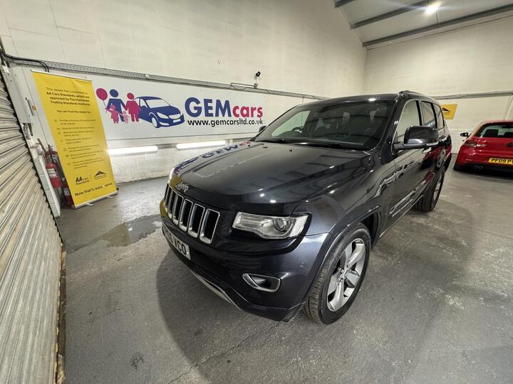 Jeep GRAND CHEROKEE 3.0 V6 CRD Overland Auto 4WD Euro 6 5dr Jeep GRAND CHEROKEE 3.0 V6 CRD Overland Auto 4WD Euro 6 5dr