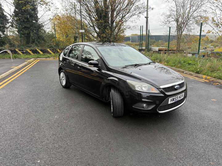 Ford Focus 1.6 Titanium 5dr