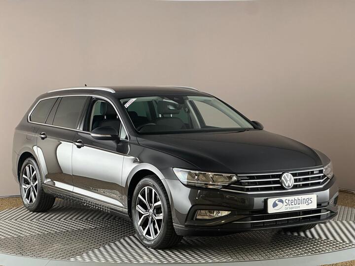 Volkswagen Passat 1.5 TSI EVO SEL DSG Euro 6 (s/s) 5dr Volkswagen Passat 1.5 TSI EVO SEL DSG Euro 6 (s/s) 5dr