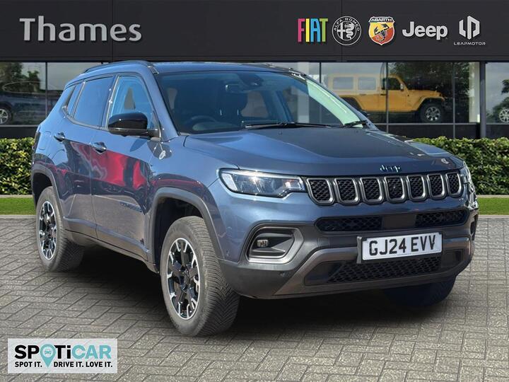 Jeep Compass 1.3 GSE T4 11.4kWh Trailhawk Auto 4xe Euro 6 (s/s) 5dr Jeep Compass 1.3 GSE T4 11.4kWh Trailhawk Auto 4xe Euro 6 (s/s) 5dr