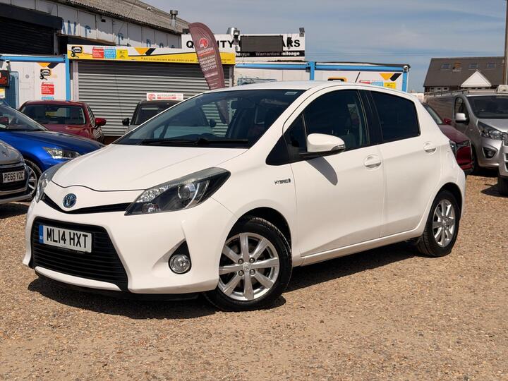 Toyota Yaris 1.5 VVT-h Icon Plus CVT Euro 5 5dr