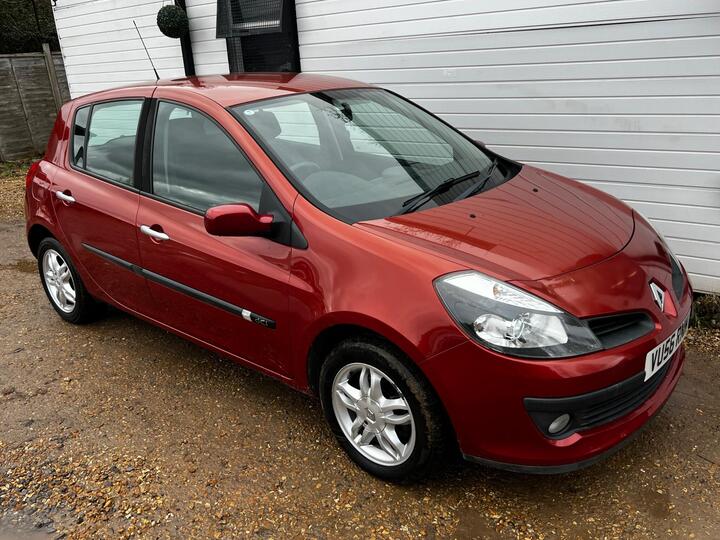 Renault Clio 1.5 DCi Dynamique 5dr