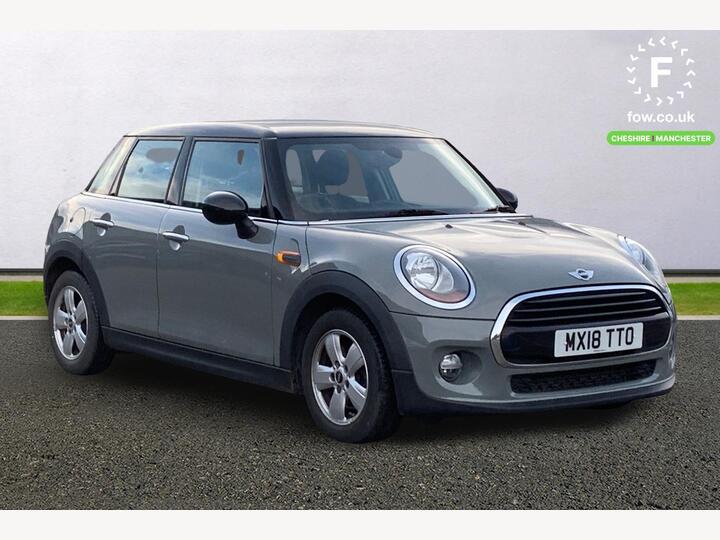 MINI Hatchback 1.5 Cooper Steptronic Euro 6 (s/s) 5dr