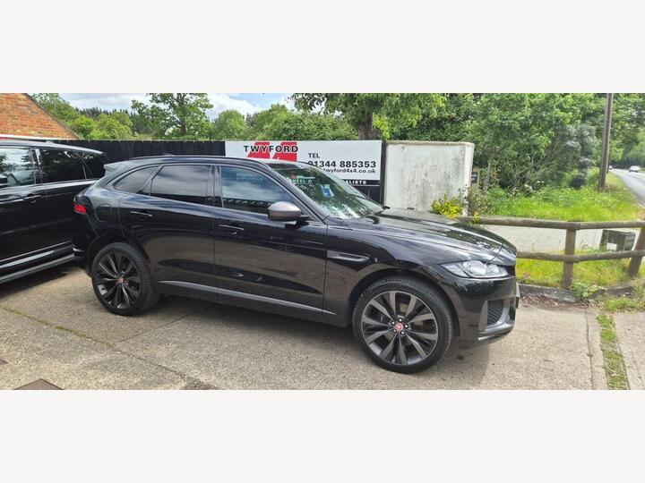 Jaguar F-PACE 2.0 P300 300 Sport Auto AWD Euro 6 (s/s) 5dr