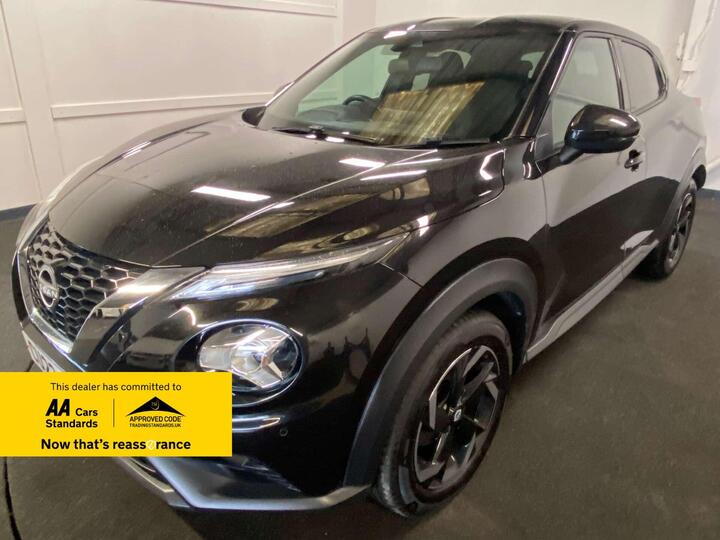 Nissan JUKE 1.0 DIG-T N-Connecta Euro 6 (s/s) 5dr