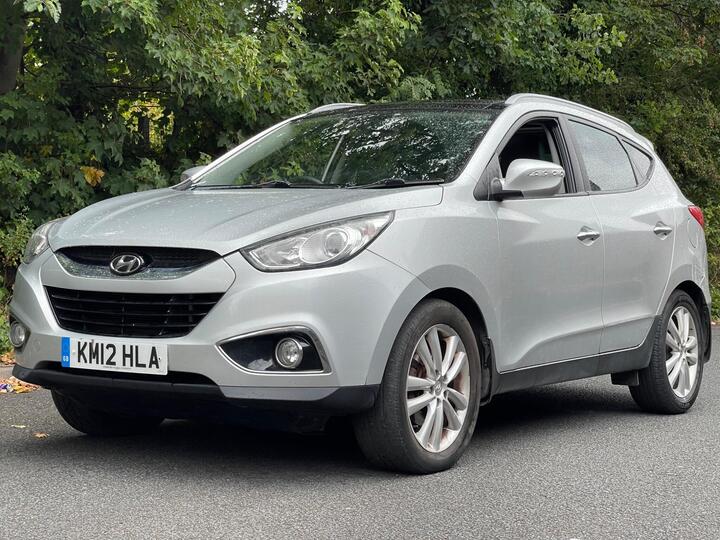 Hyundai Ix35 2.0 CRDi Premium 4WD Euro 5 5dr Hyundai Ix35 2.0 CRDi Premium 4WD Euro 5 5dr
