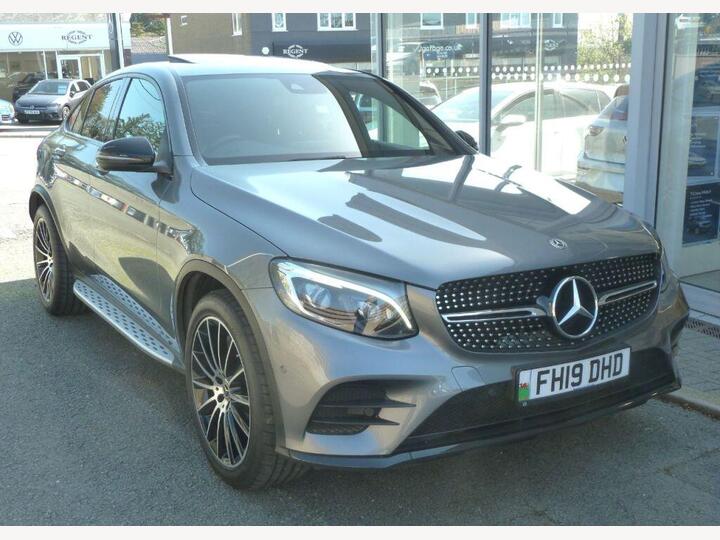Mercedes-Benz GLC Coupe 2.0 GLC250 AMG Line (Premium Plus) Coupe G-Tronic+ 4MATIC Euro 6 (s/s) 5dr Mercedes-Benz GLC Coupe 2.0 GLC250 AMG Line (Premium Plus) Coupe G-Tronic+ 4MATIC Euro 6 (s/s) 5dr